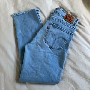 Levi’s 724 high rise straight jeans